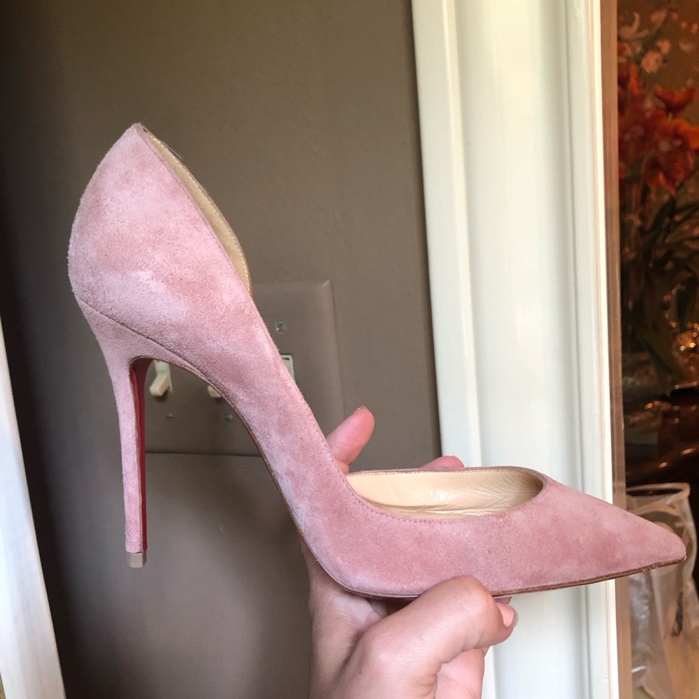 Christian Louboutin Iriza suede pump